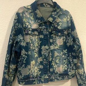 Reba McEntire denim jacket